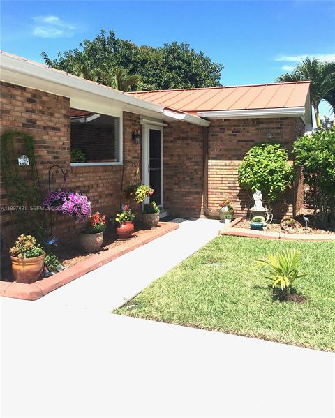 Photo of 1920 Eucalyptus Ave, Hutchinson Island, FL 34949 (MLS # A11997421)