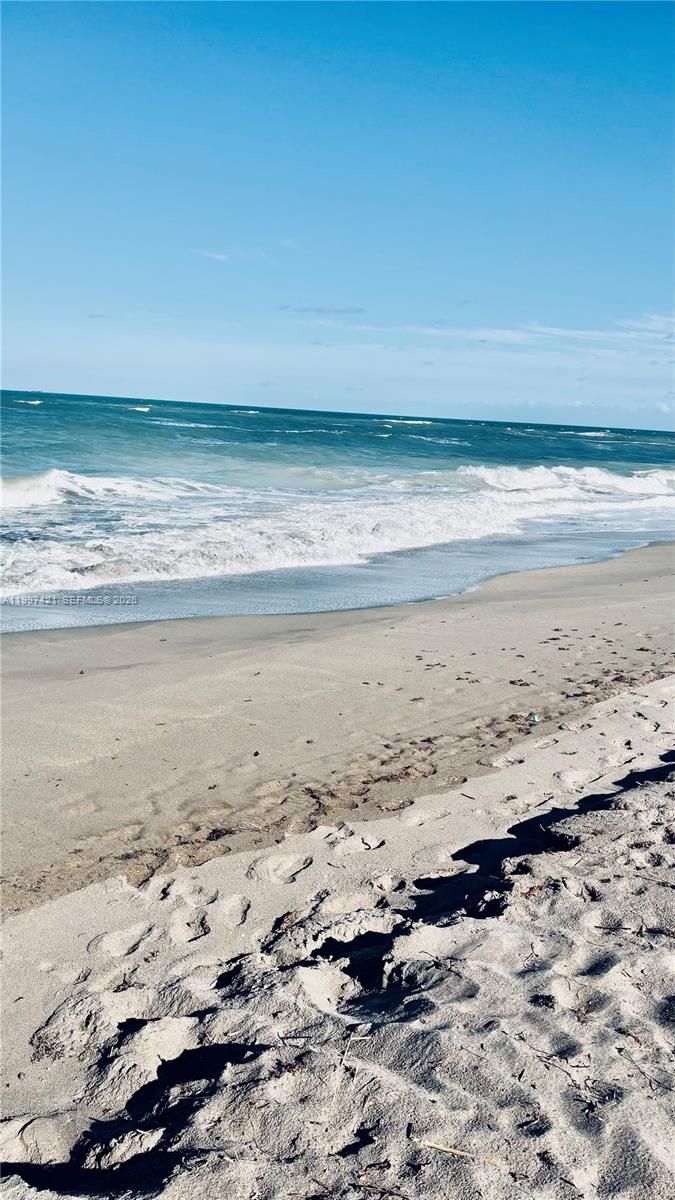 SURFSIDE UNIT 1 SUBDIVISI - Residential