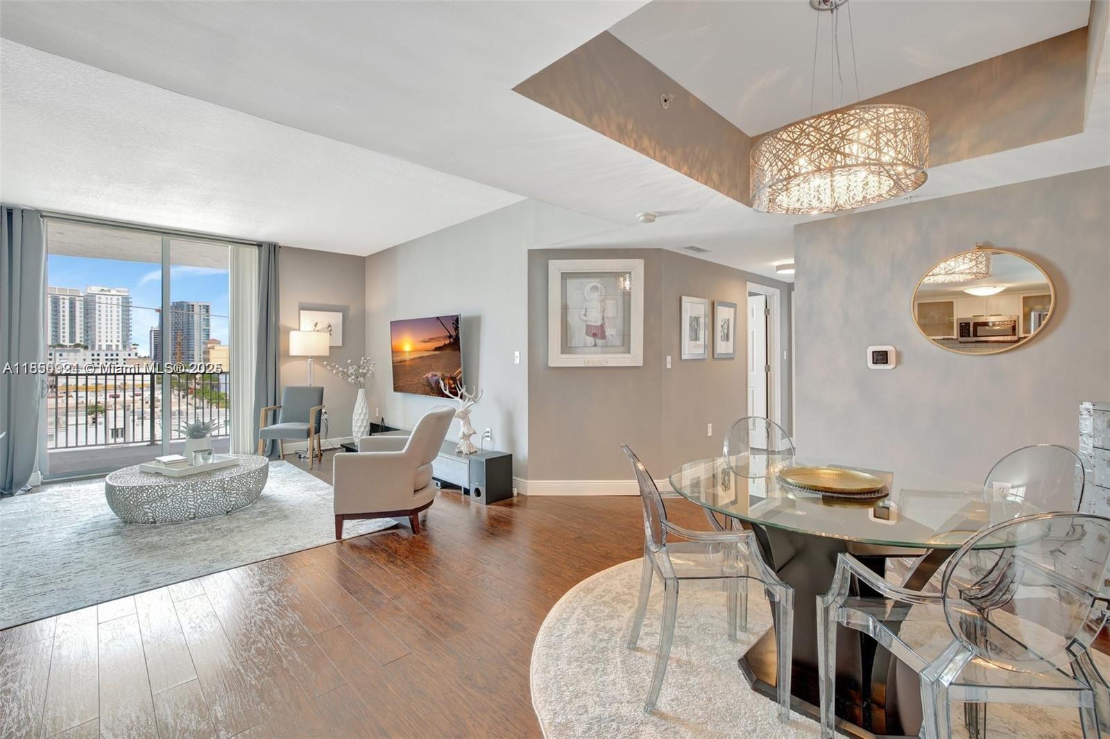 HOLLYWOOD STATION RES CON - Residential Lease