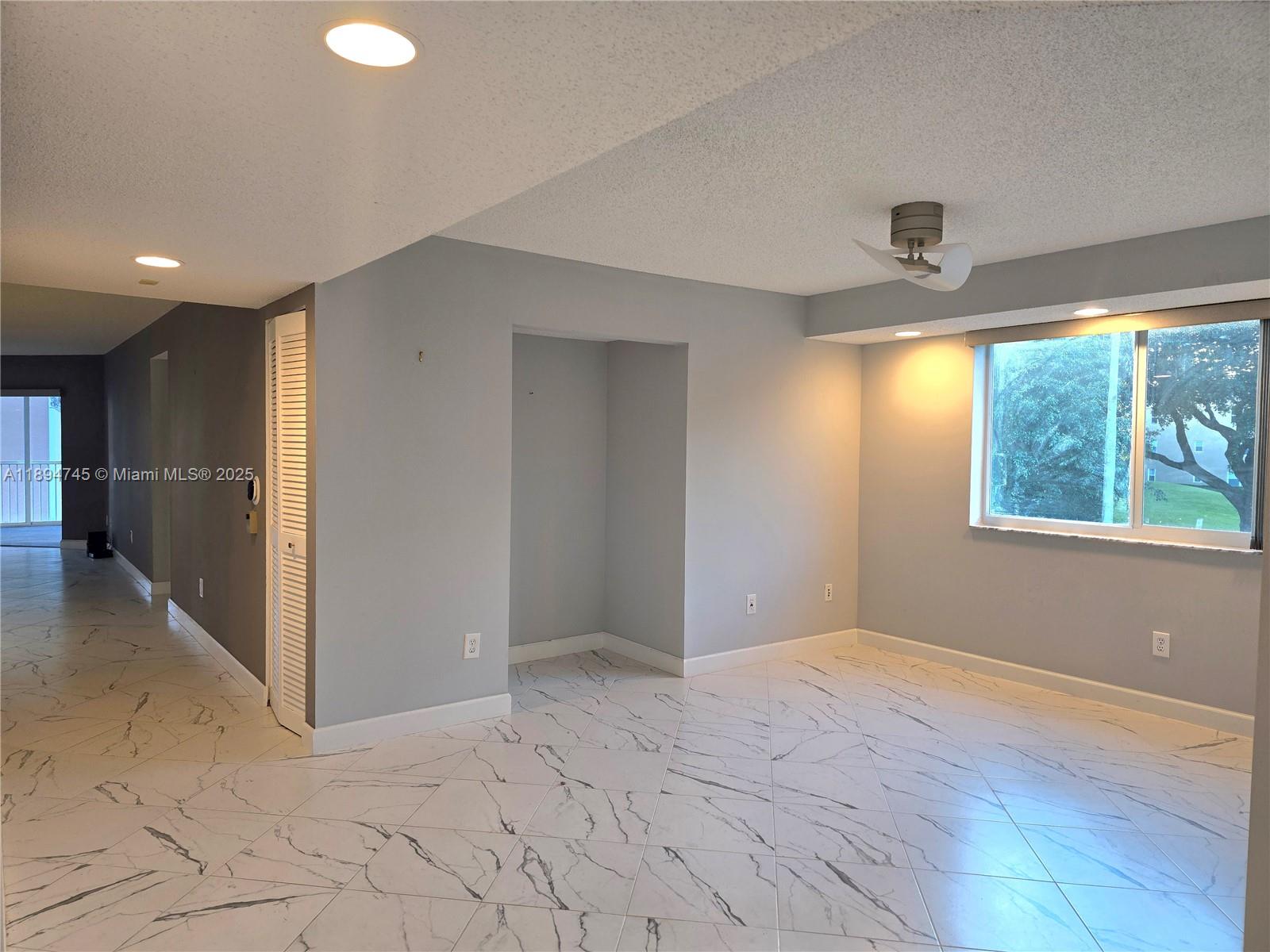 GRANVILLE CONDOMINIUM H - Residential