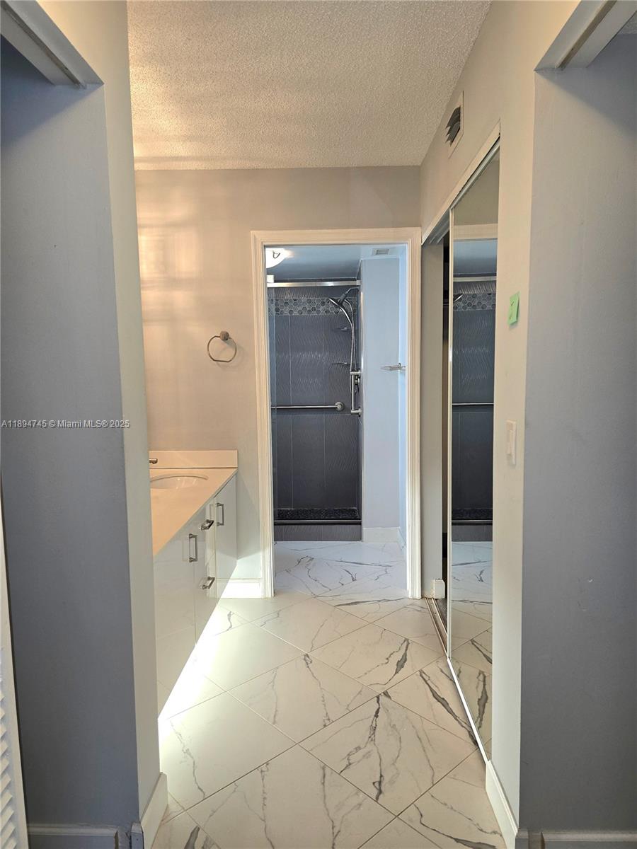 GRANVILLE CONDOMINIUM H - Residential