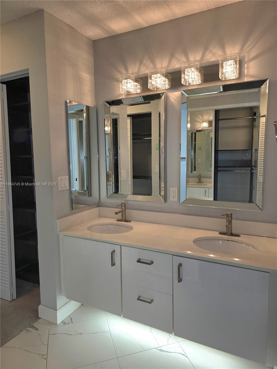 GRANVILLE CONDOMINIUM H - Residential