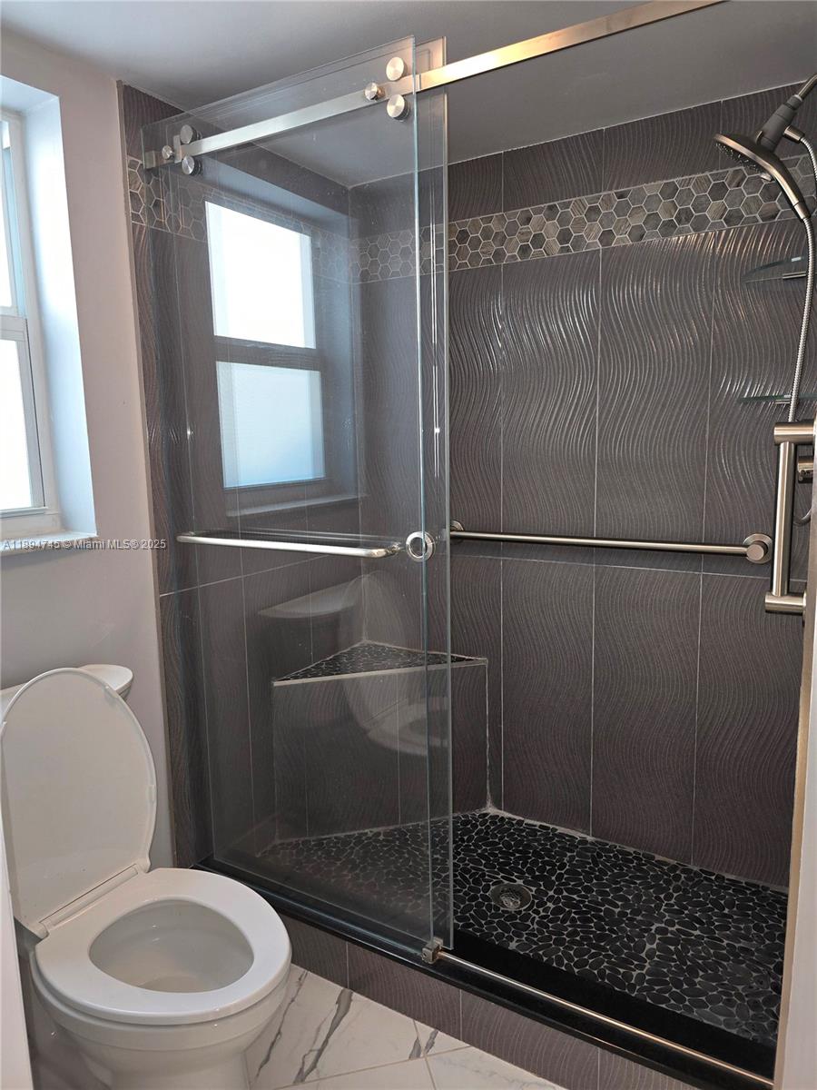 GRANVILLE CONDOMINIUM H - Residential