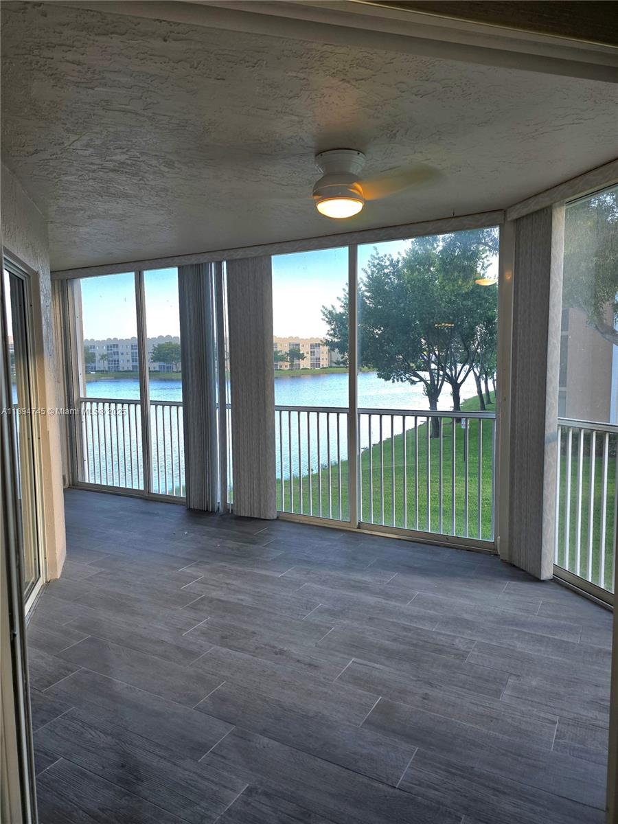 GRANVILLE CONDOMINIUM H - Residential