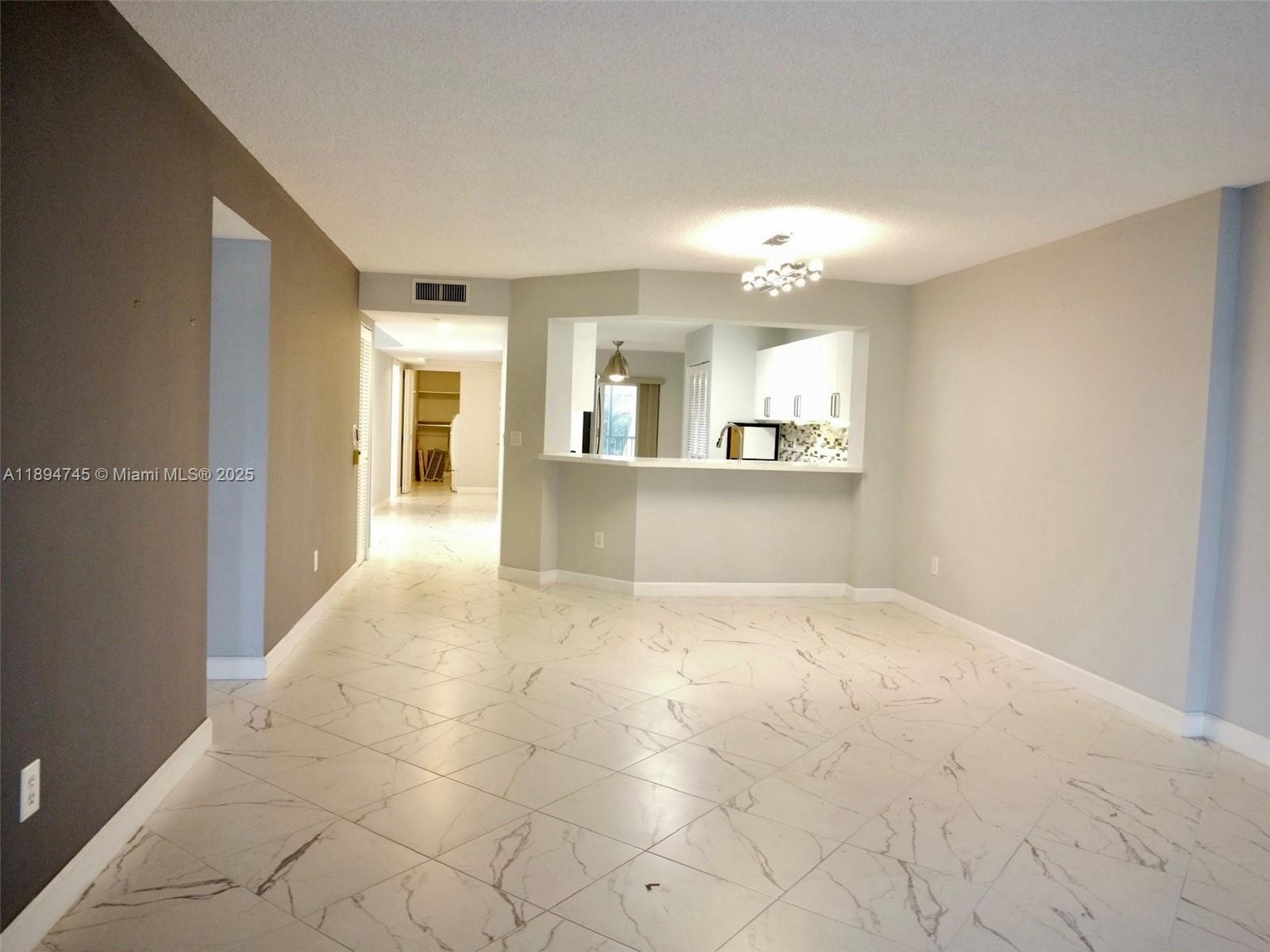 GRANVILLE CONDOMINIUM H - Residential