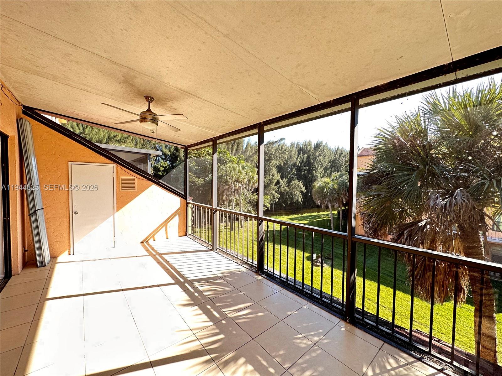 LAGO WEST CONDOMINIUM - Residential