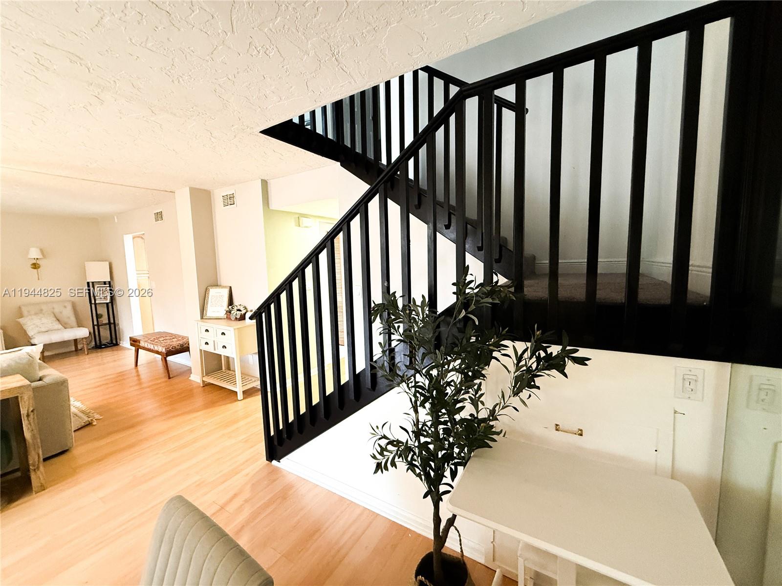 LAGO WEST CONDOMINIUM - Residential