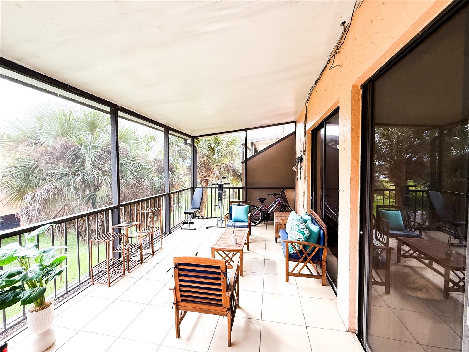 LAGO WEST CONDOMINIUM - Residential