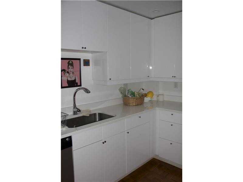Gables Waterway Towers - Residential Lease