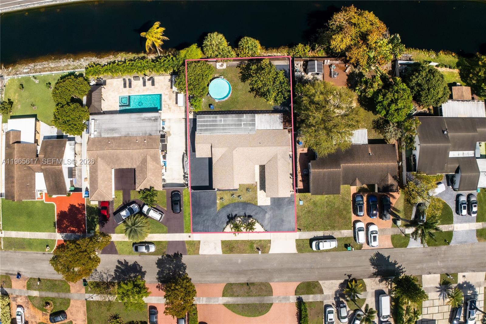 COUNTRY LAKE MANORS SEC 3 - Residential Lease