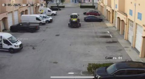 8048 NW 90th St Medley FL 33166