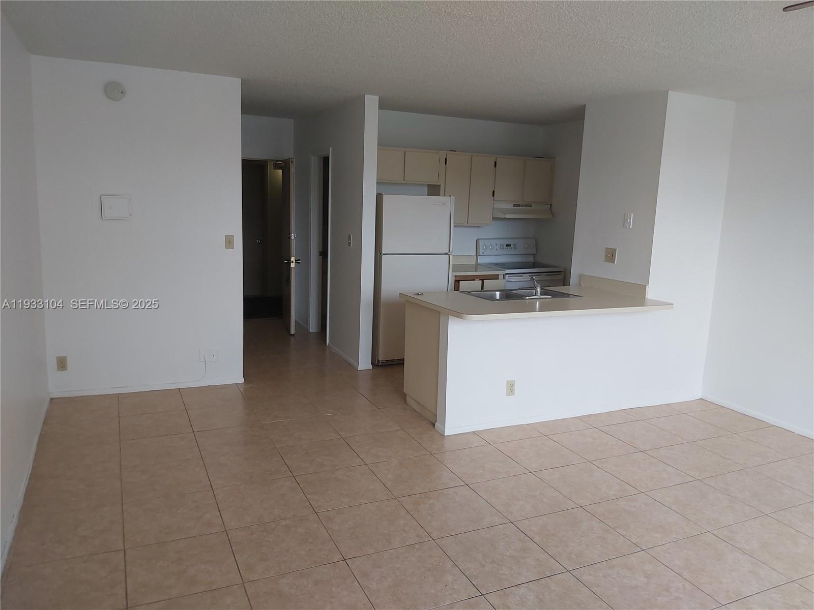 CORAL SPRINGS TOWER CLUB - Residential
