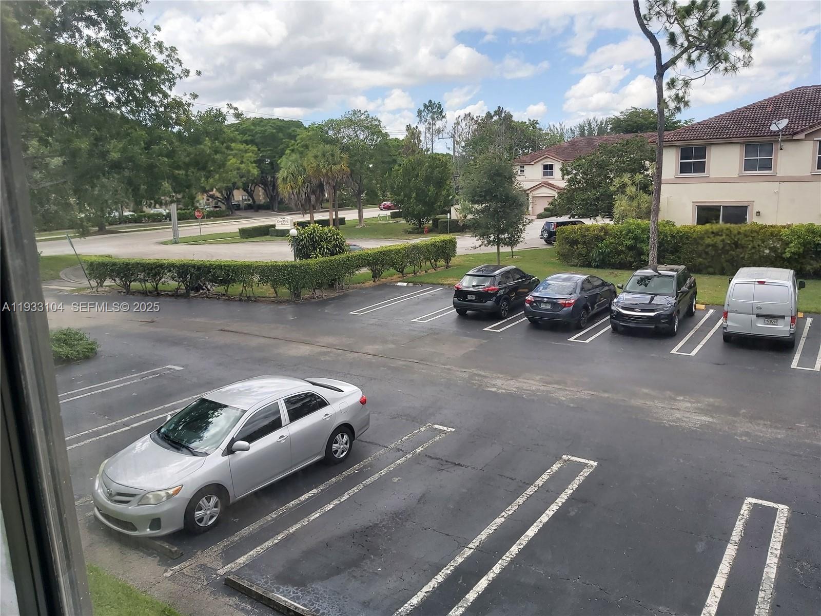 CORAL SPRINGS TOWER CLUB - Residential