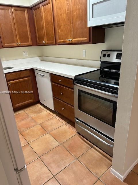 GARDENWAY CONDO - Residential Lease