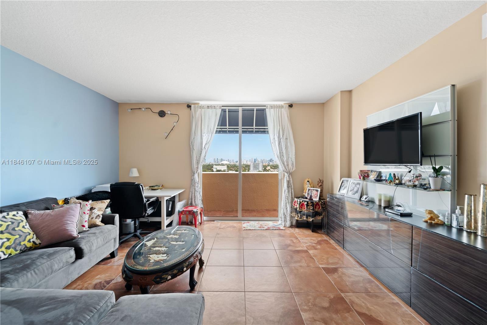 MEDITERRANEA CONDO - Residential