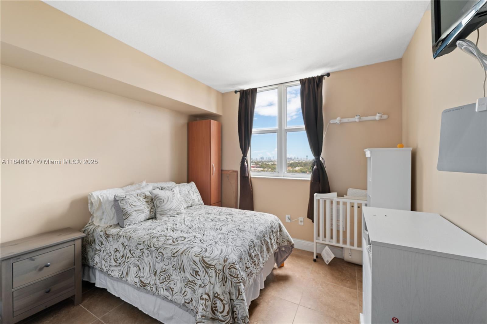 MEDITERRANEA CONDO - Residential