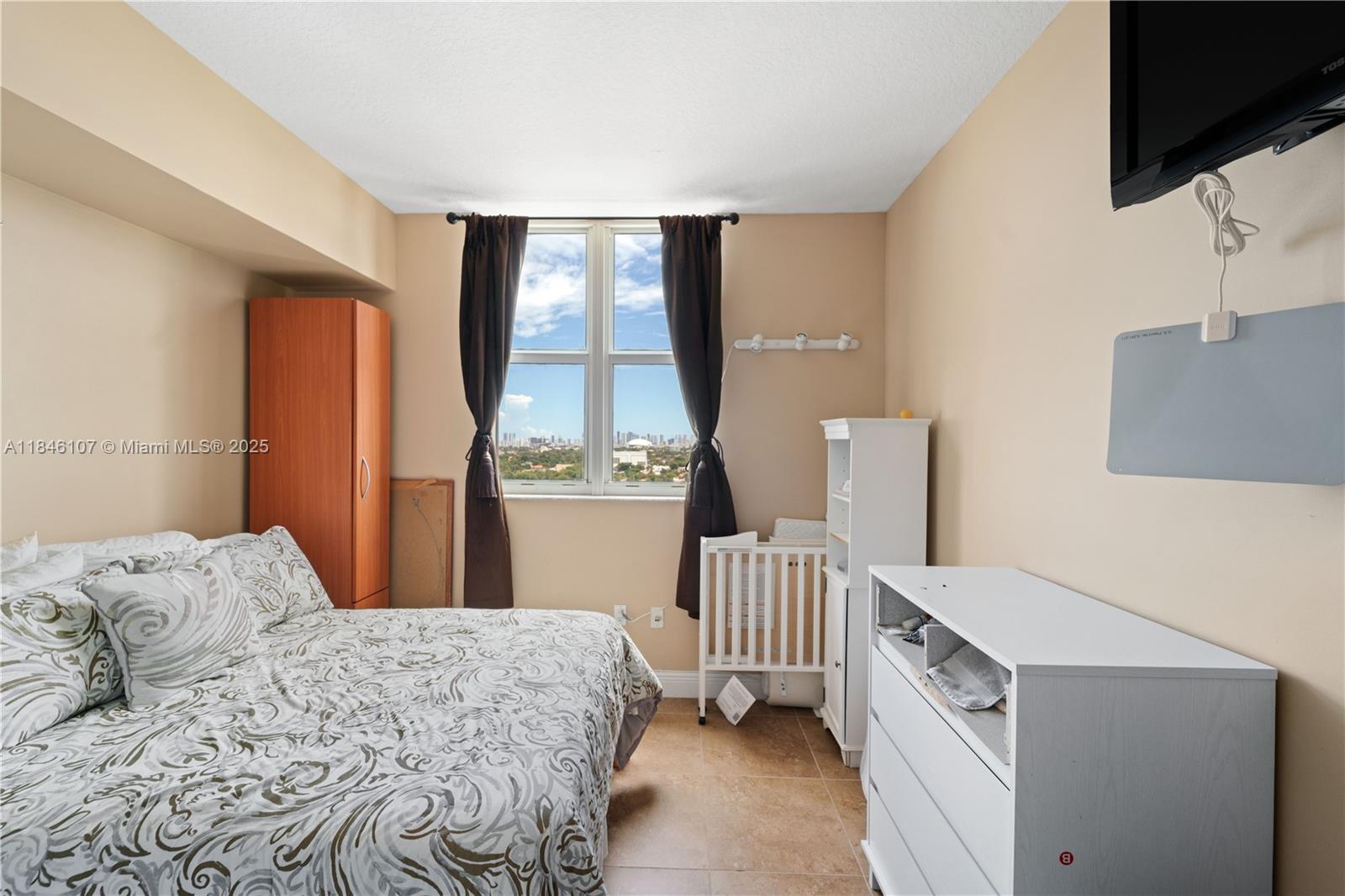 MEDITERRANEA CONDO - Residential