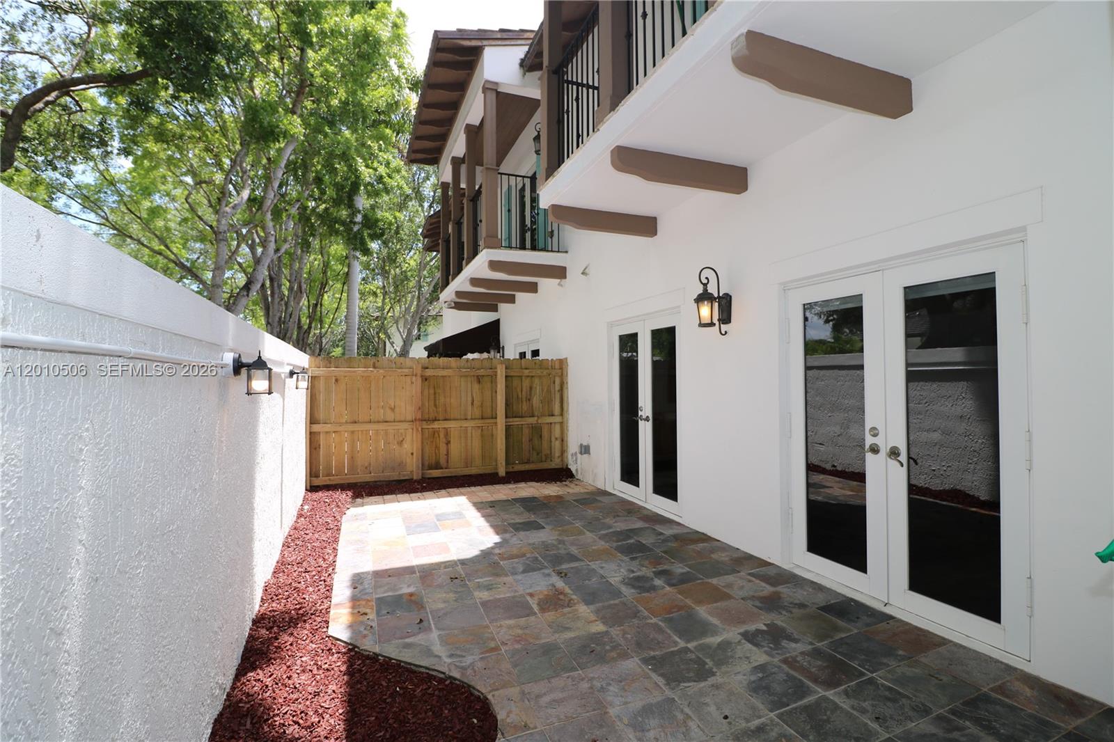 SILVER PALM PLANTATION - Residential Lease