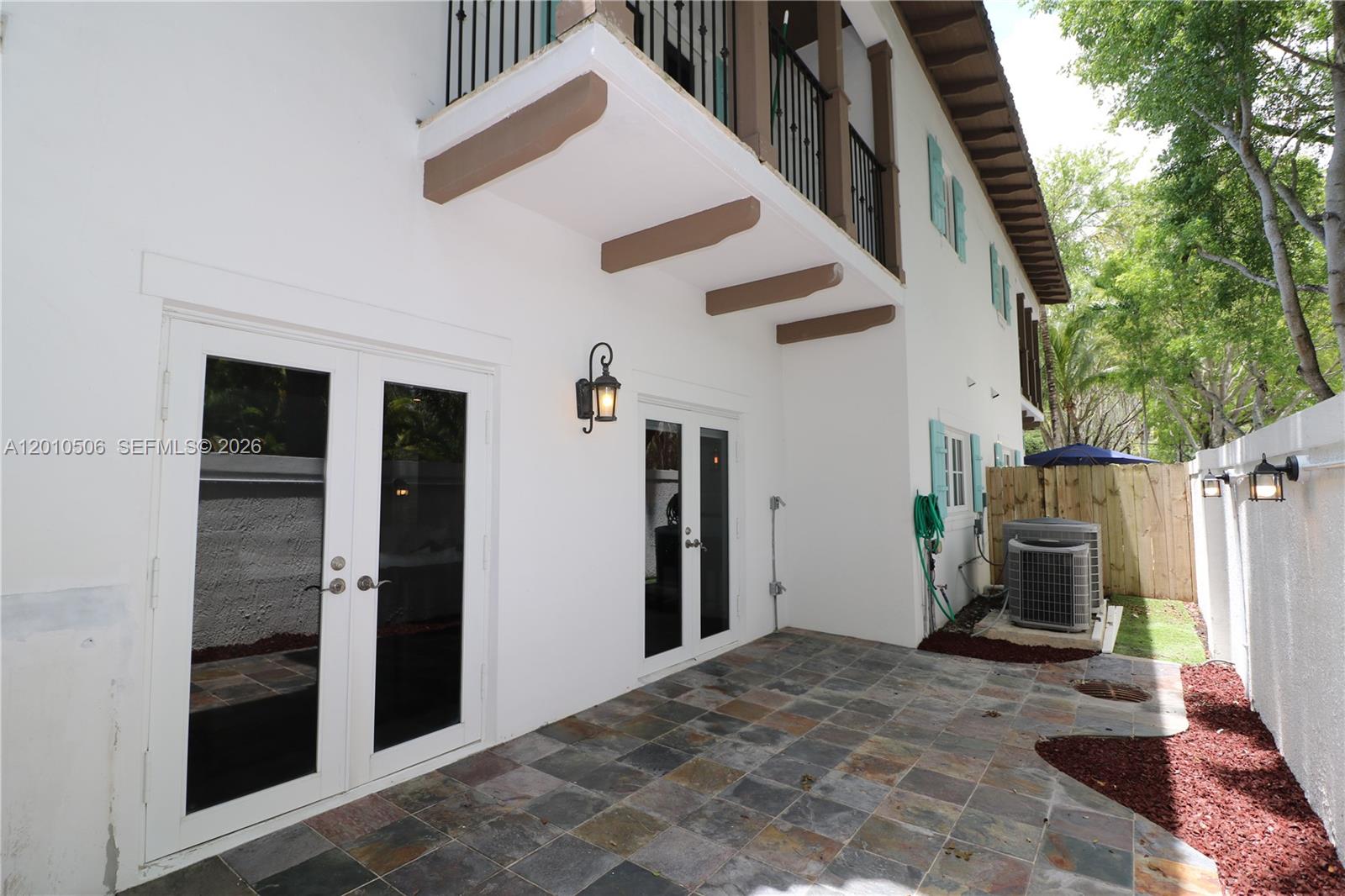 SILVER PALM PLANTATION - Residential Lease