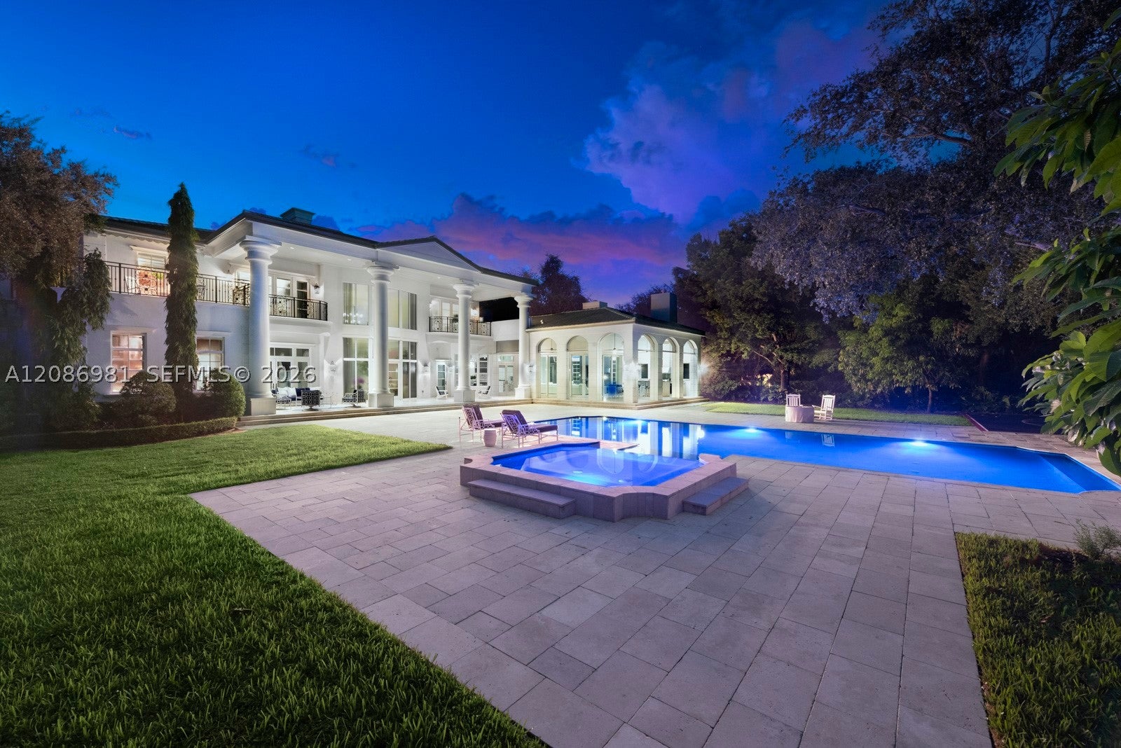 6045 SW 106th St, Pinecrest, FL, 33156/$10,875,000 3 6045 SW 106th St