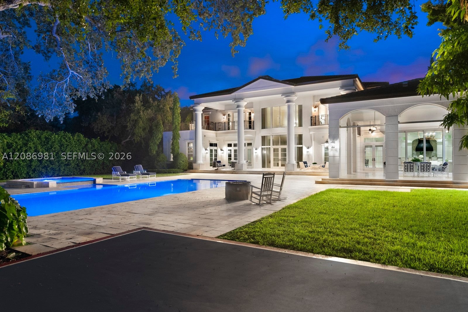 6045 SW 106th St, Pinecrest, FL, 33156/$10,875,000 2 6045 SW 106th St