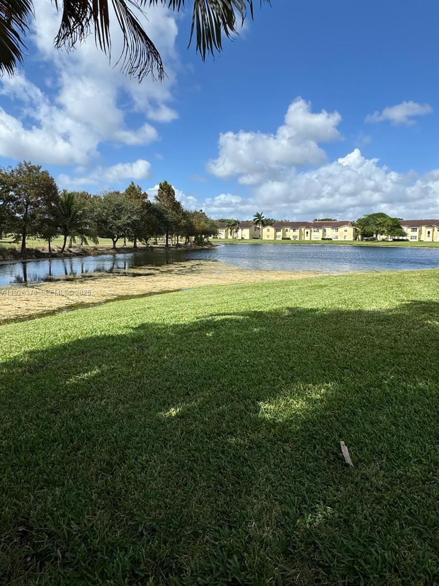 ISLES AT LAGO MAR CONDO - Residential