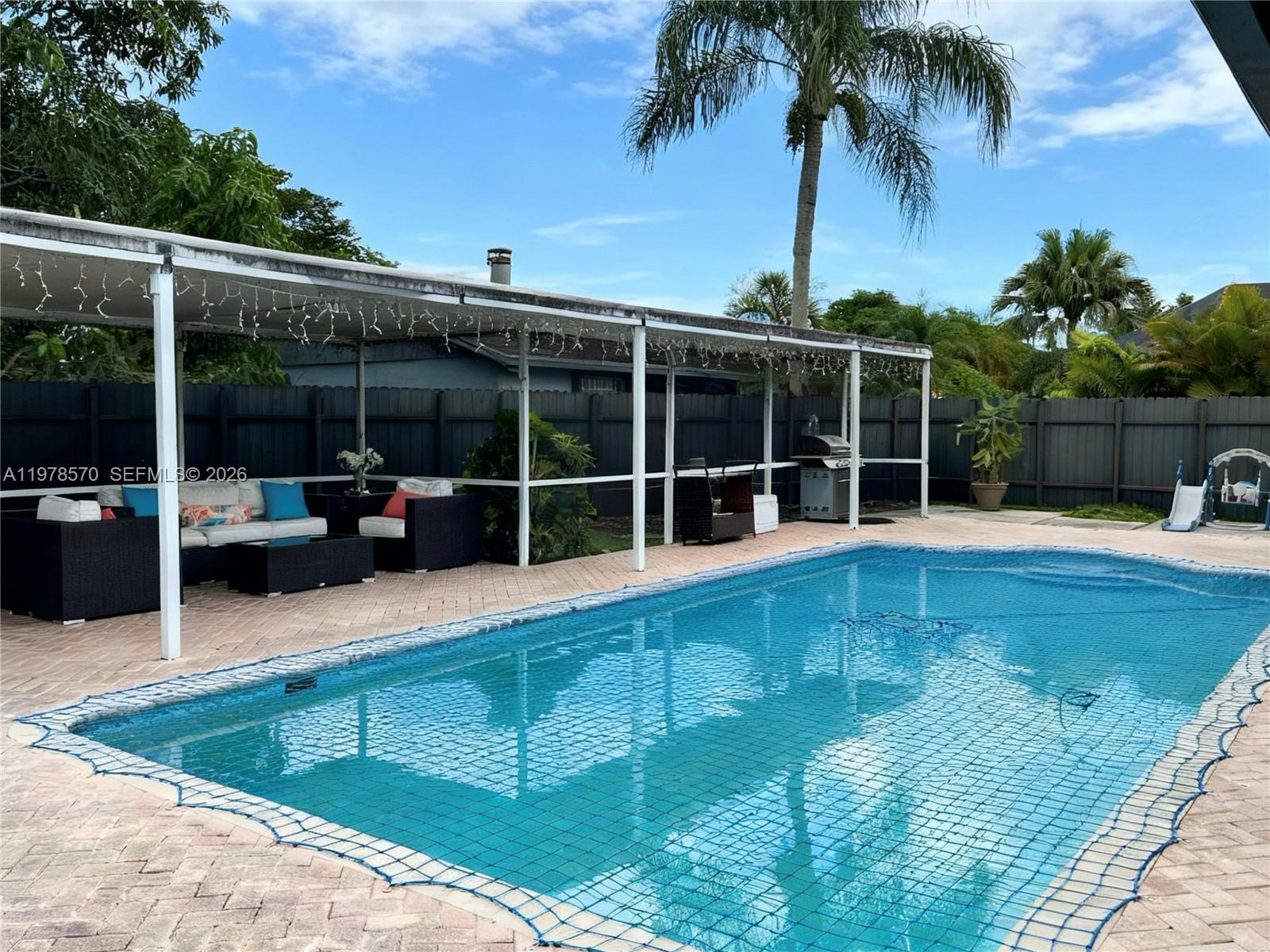 SHORES CALUSA - Residential