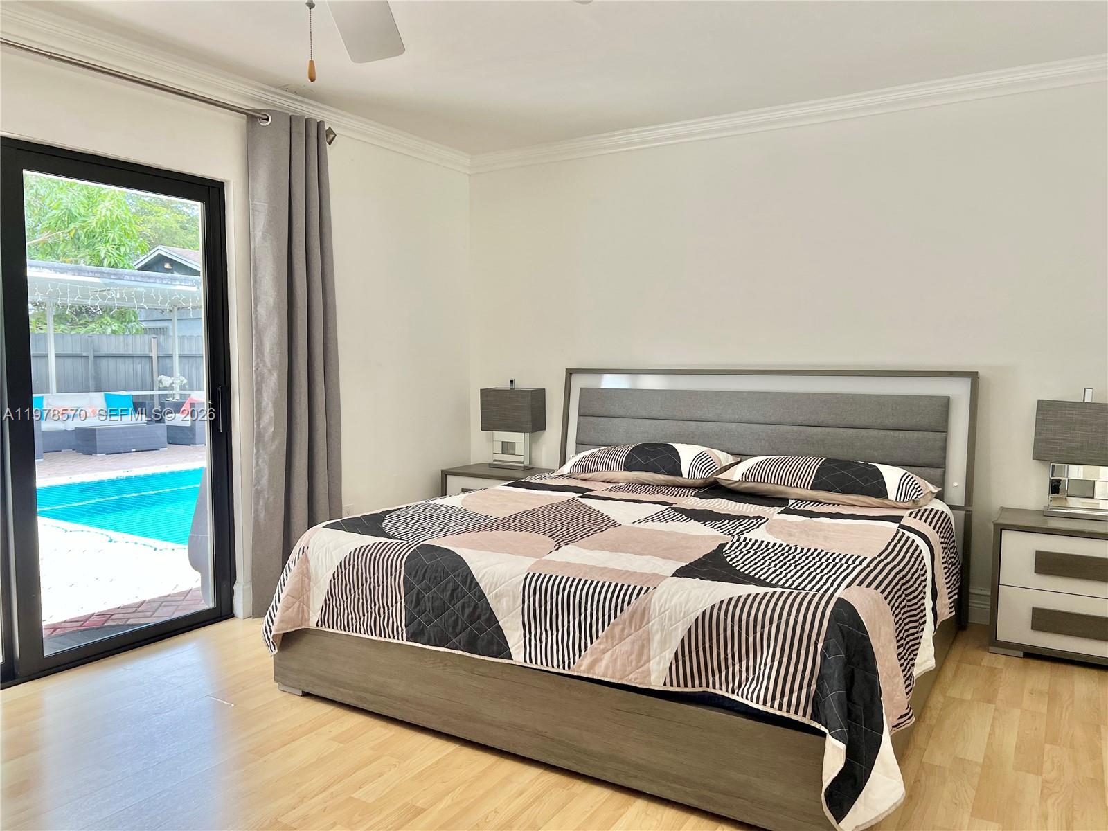 SHORES CALUSA - Residential