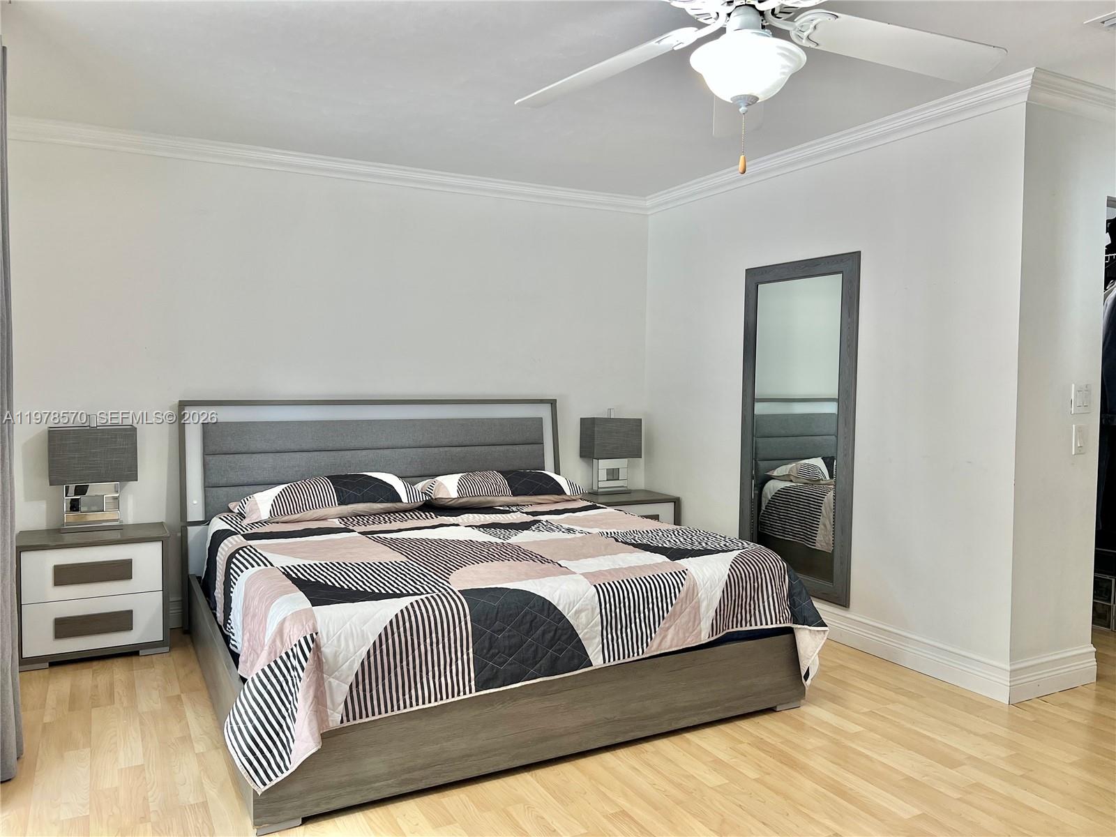 SHORES CALUSA - Residential