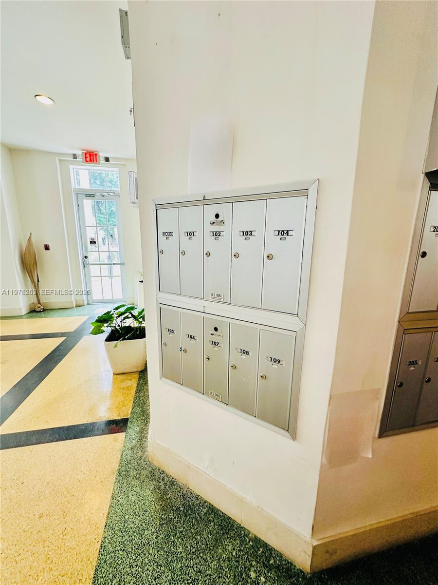 1300 PENNSYLVANIA CONDO - Residential