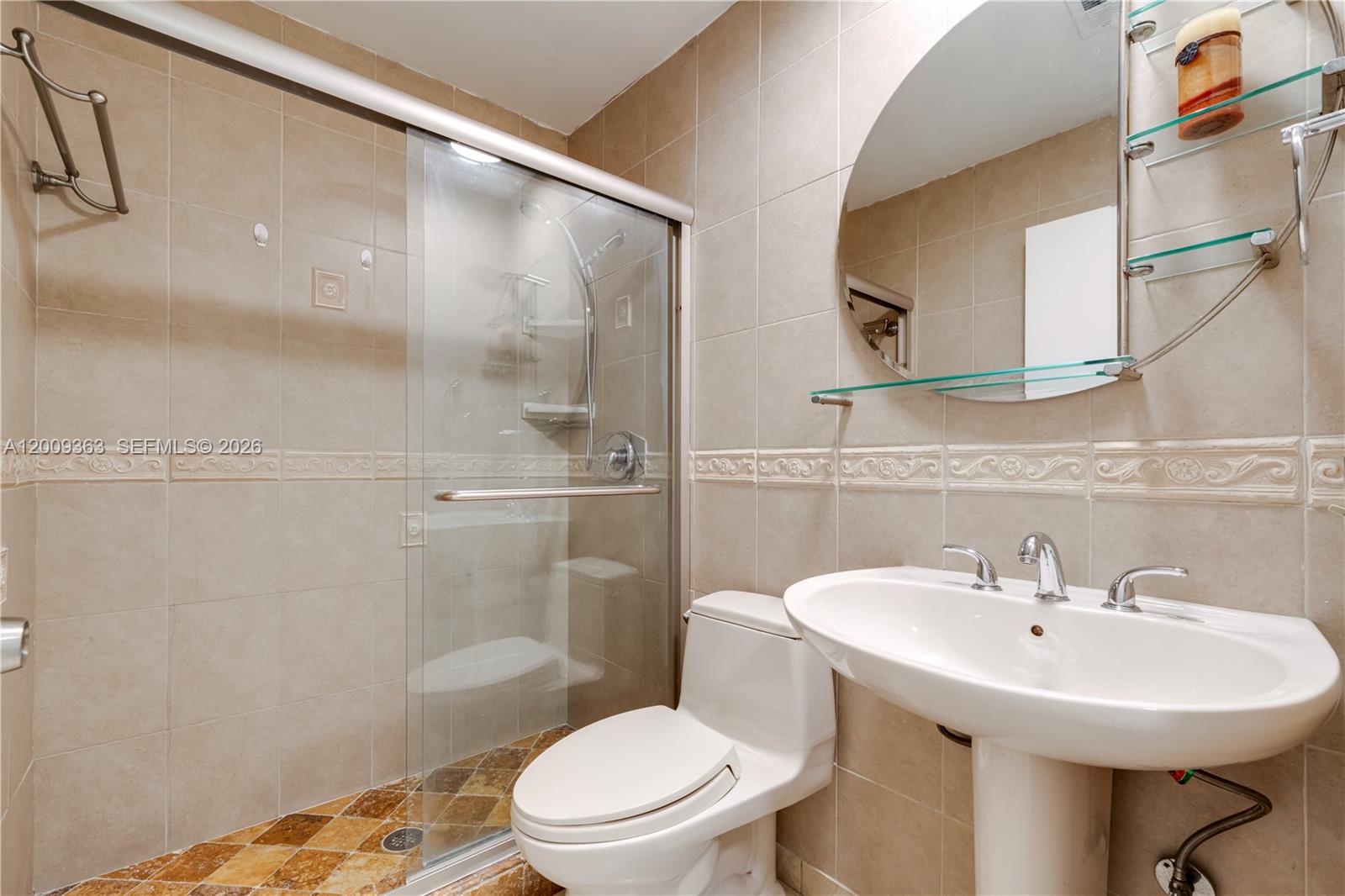 WEST MILLER HEIGHTS SEC 2 - Residential