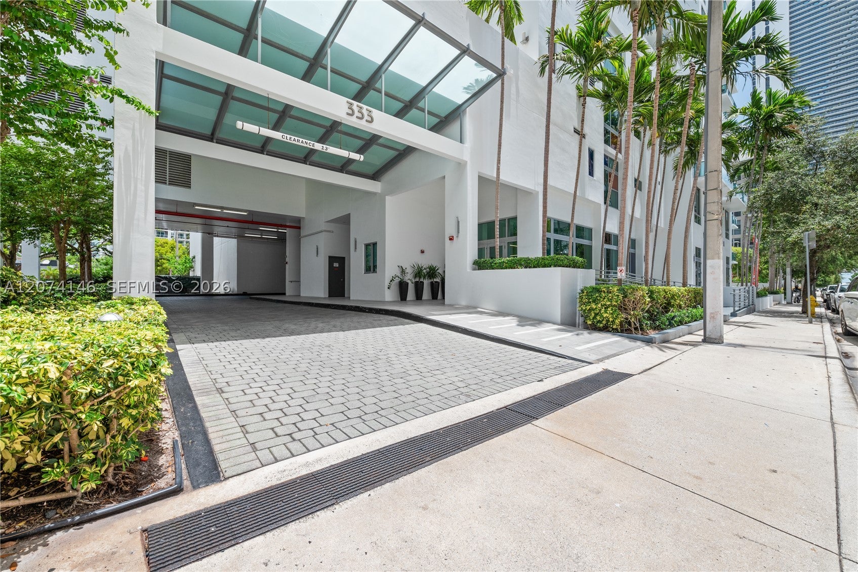 333 NE 24th St 1401