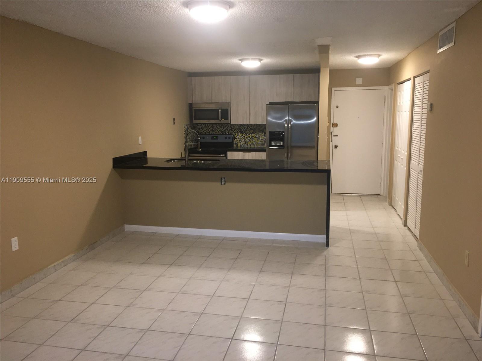 The Leeward Condo - Residential Lease