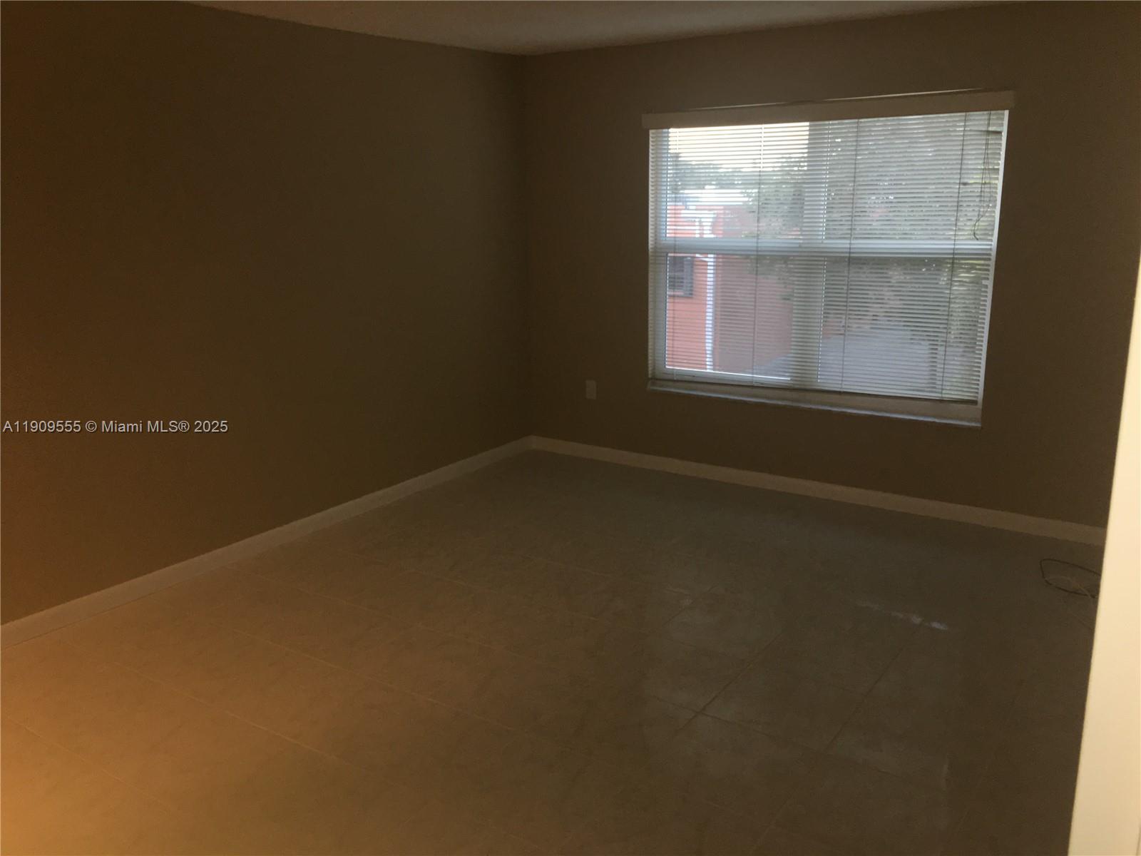 The Leeward Condo - Residential Lease