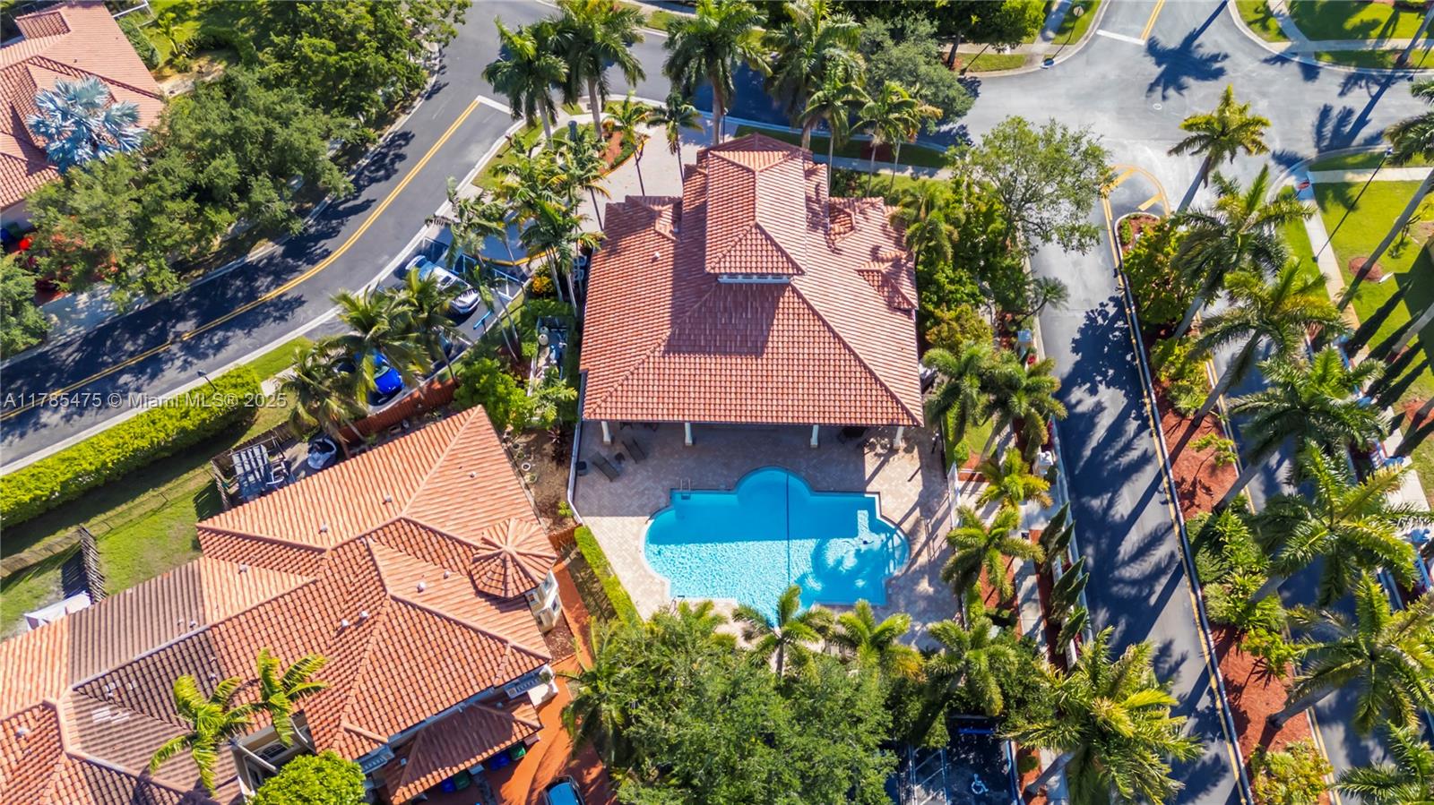 BELLAGIO AT VIZCAYA - Residential