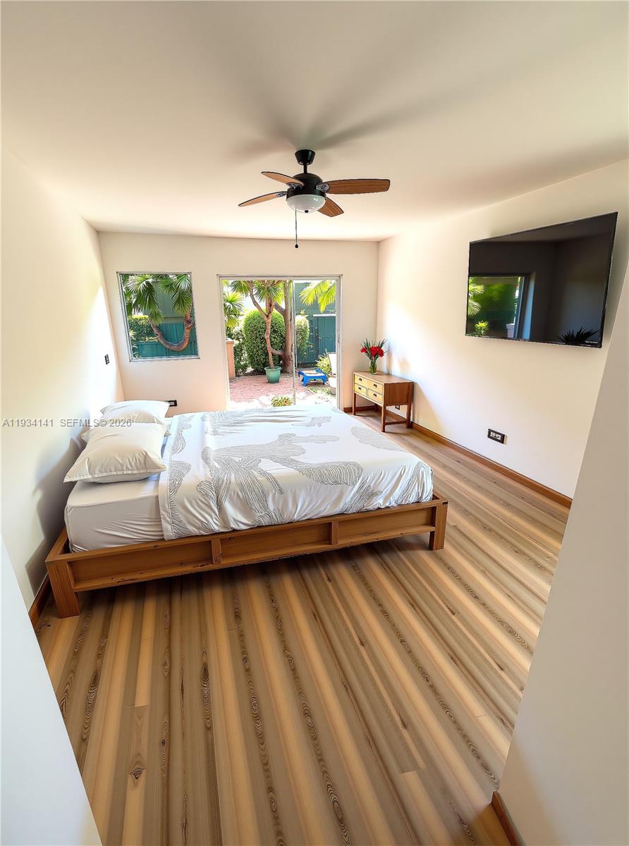 COVE CONDO PHASE I - Residential