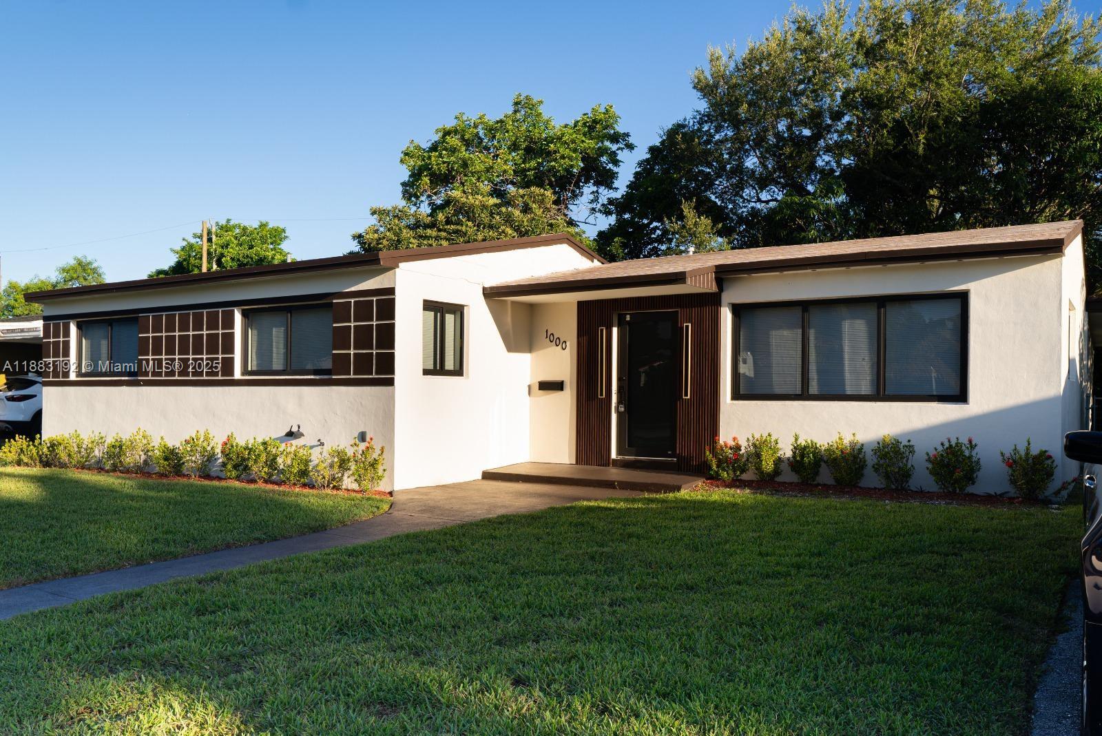 NORWOOD 4TH ADDN - Residential Lease