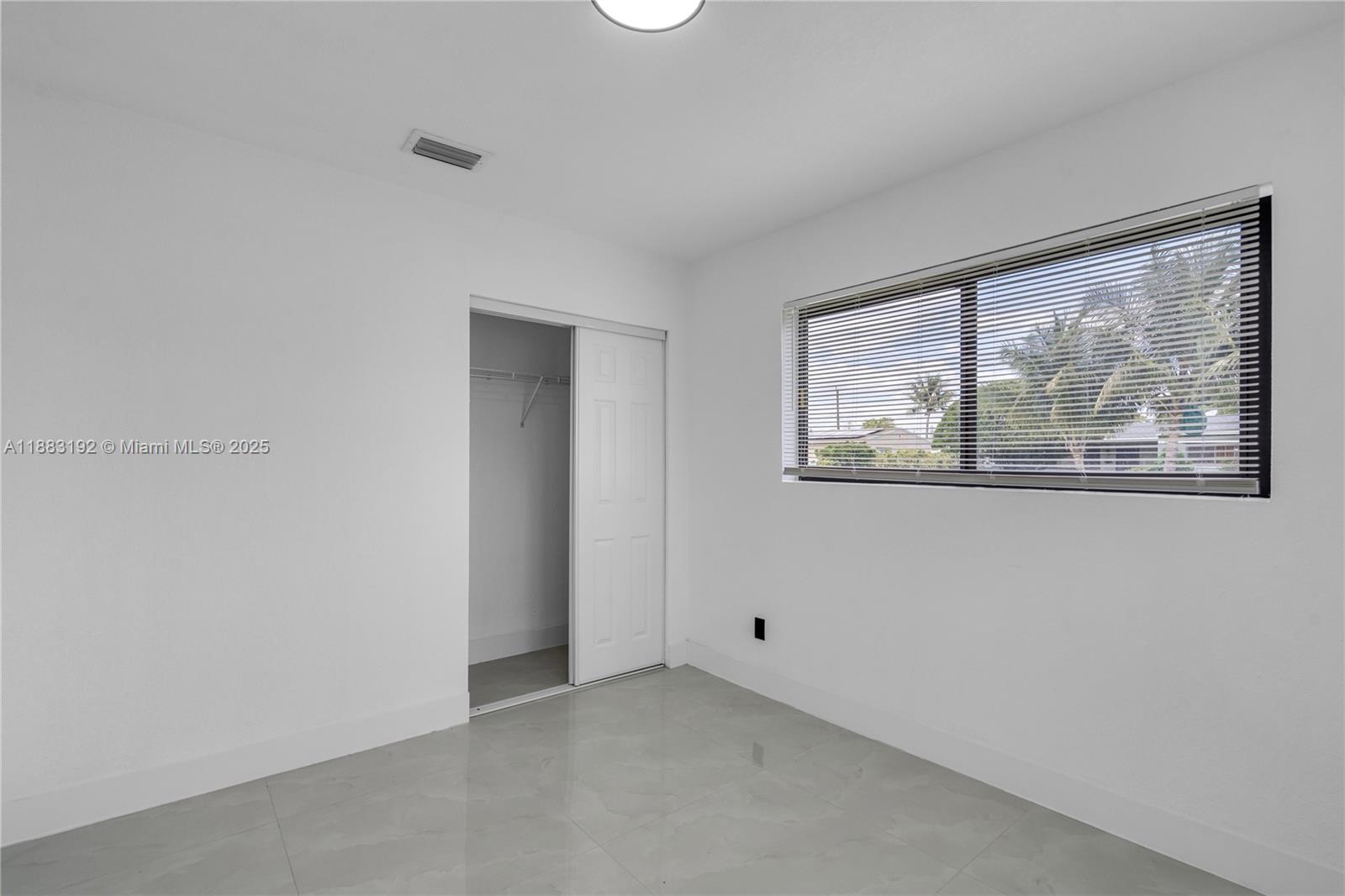 NORWOOD 4TH ADDN - Residential Lease