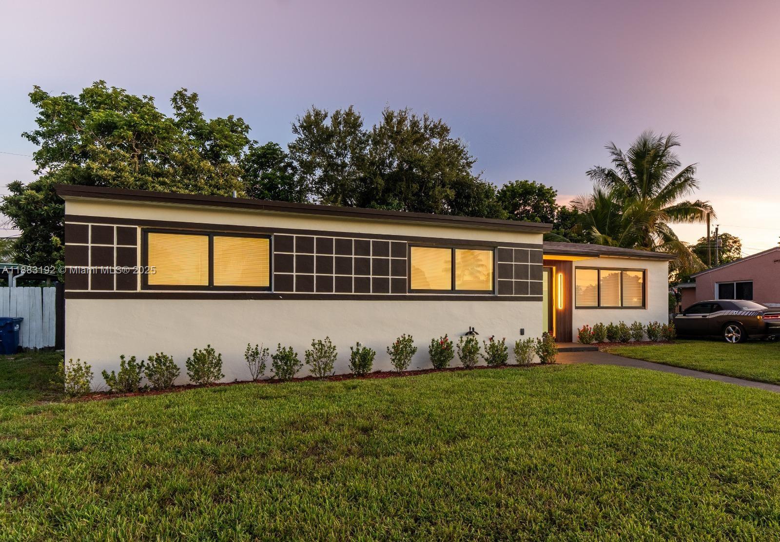NORWOOD 4TH ADDN - Residential Lease