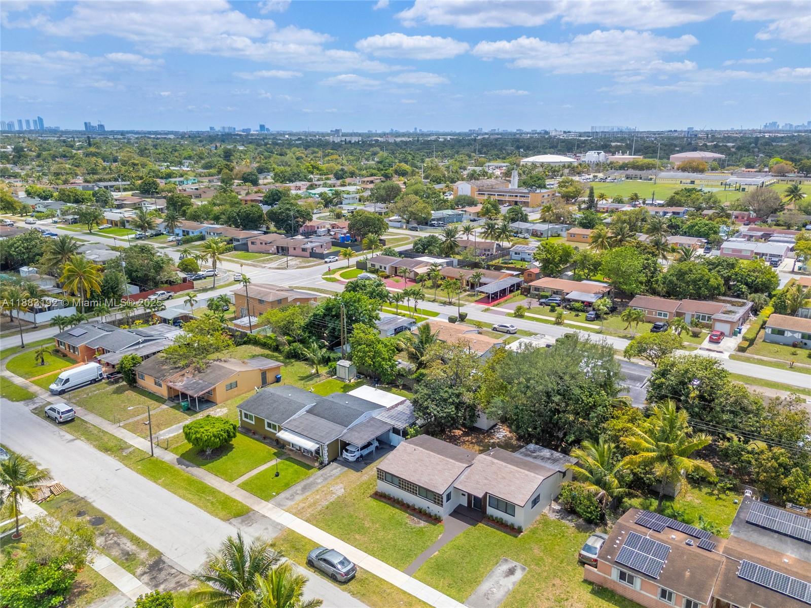 NORWOOD 4TH ADDN - Residential Lease