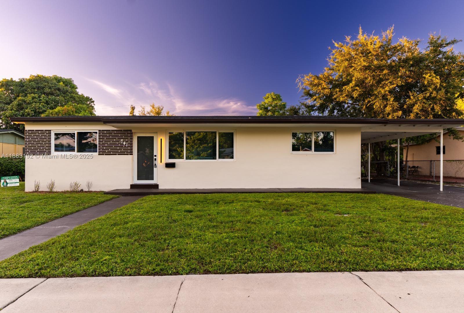 NORWOOD 4TH ADDN - Residential Lease