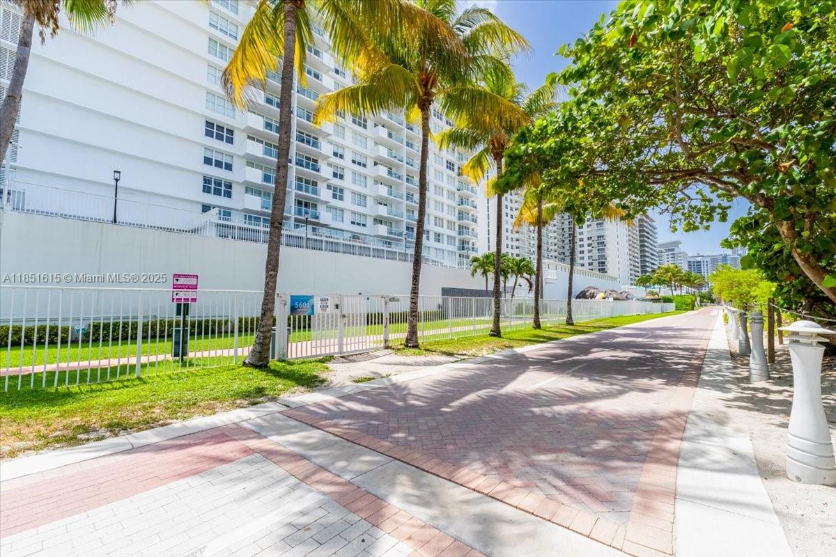 THE PAVILION CONDO - Residential