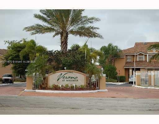Rental Property at 2201 Sw 80th Ter 2201, Miramar, Broward County, Florida - Bedrooms: 2 
Bathrooms: 2  - $2,100 MO.