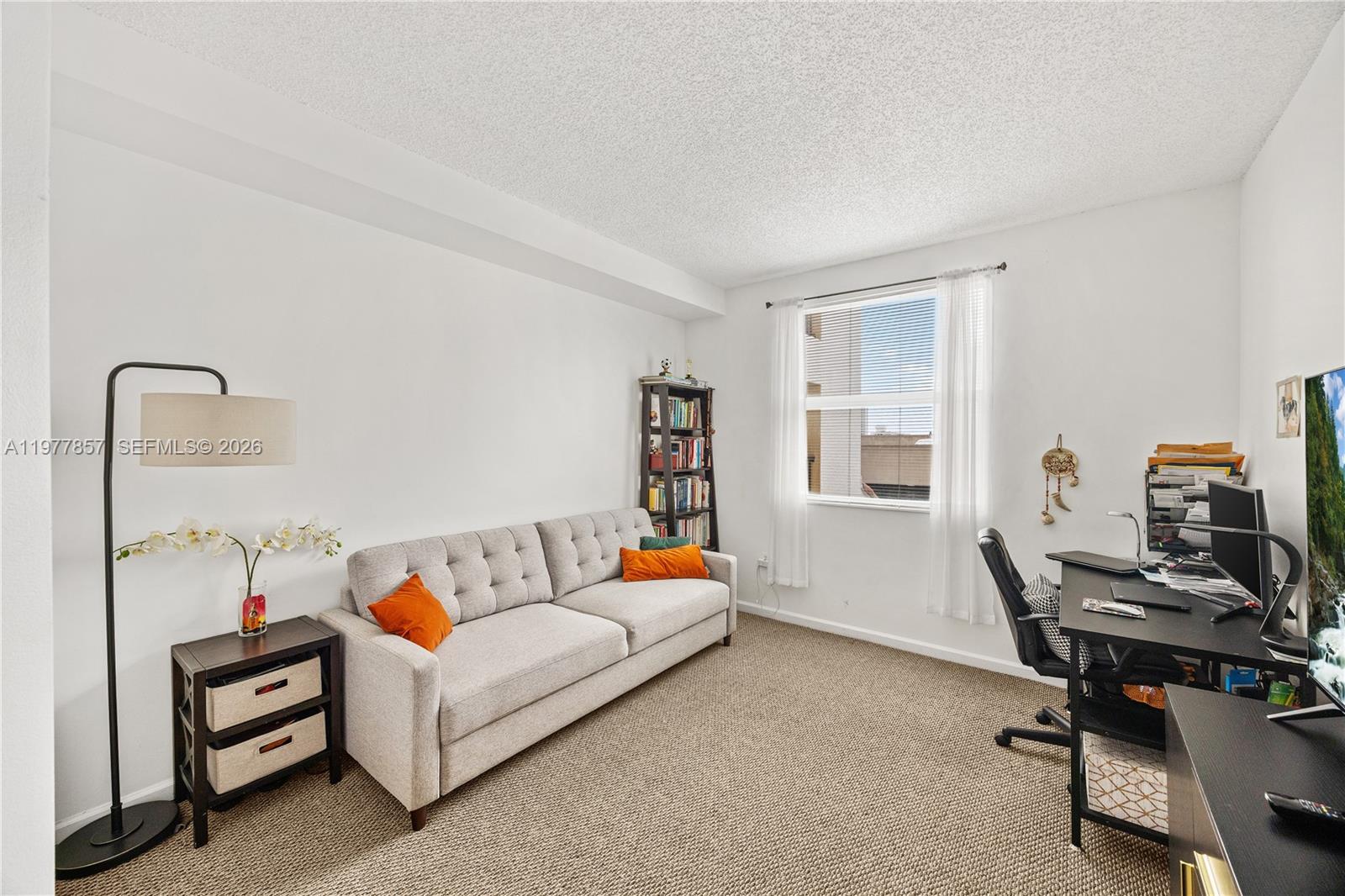 PORTO BELLAGIO CONDO - Residential