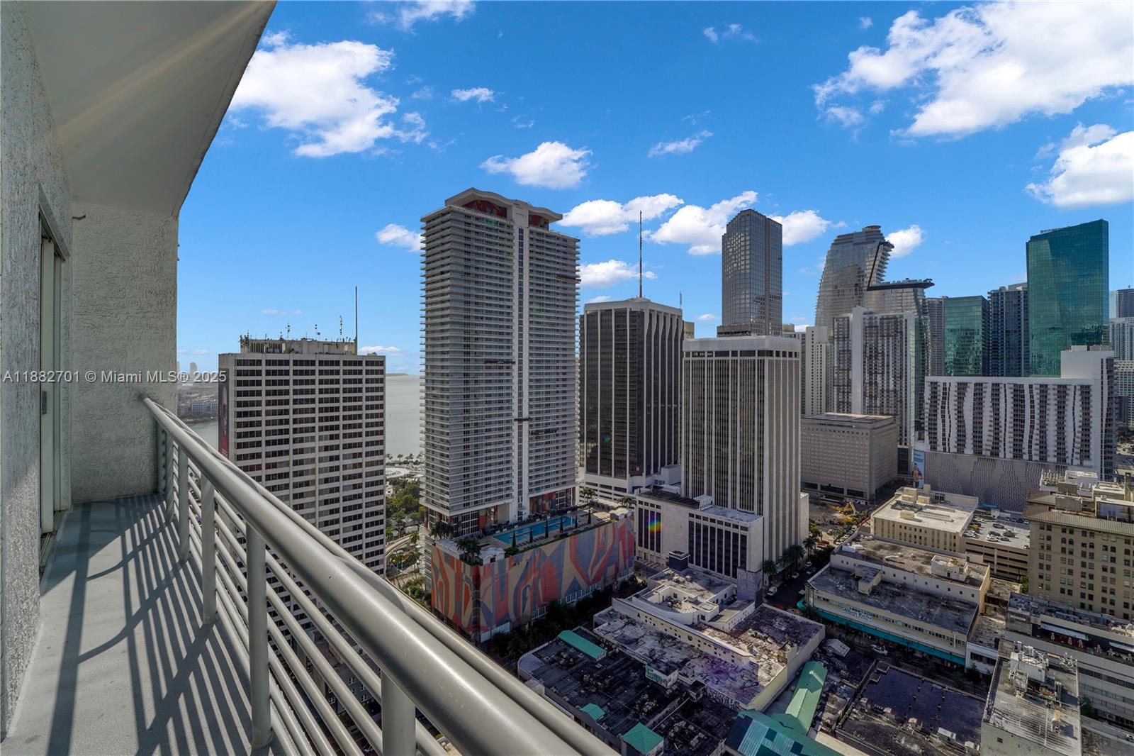 THE LOFT DOWNTOWN II COND - Residential