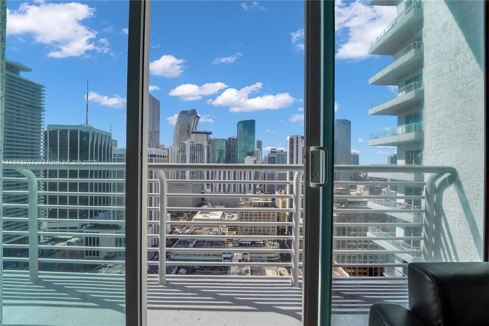THE LOFT DOWNTOWN II COND - Residential