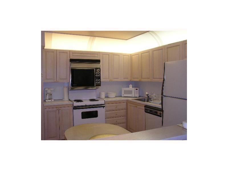 Quadomain CATANIA CONDO - Residential Lease