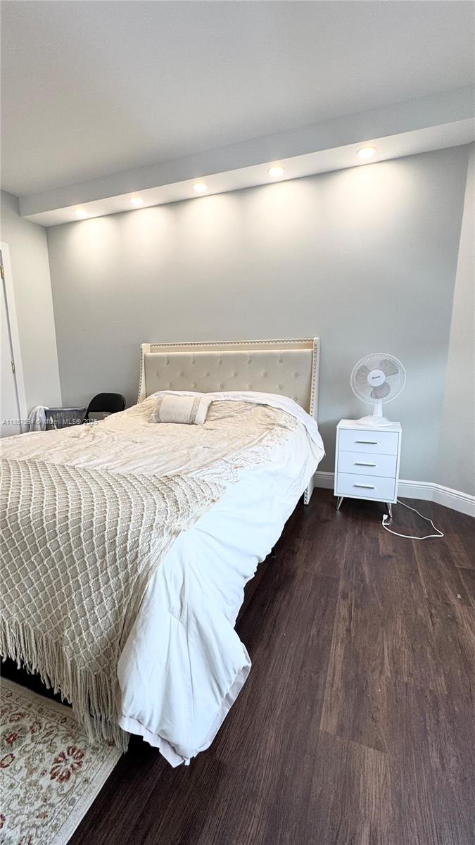 HEMISPHERES CONDO - Residential Lease