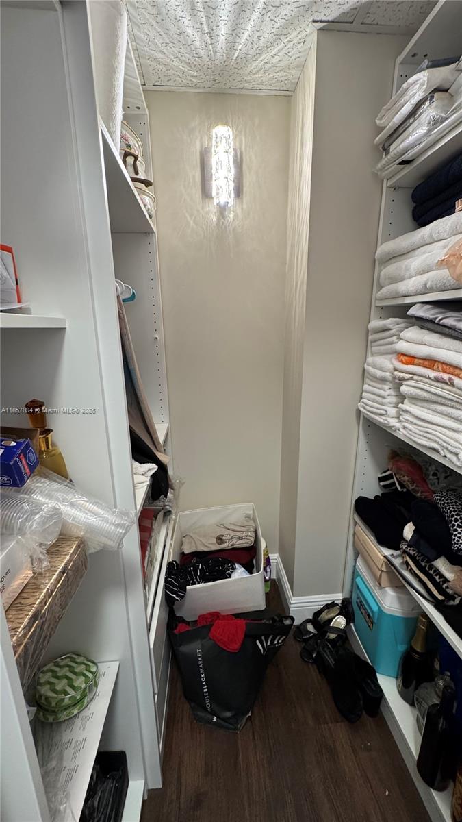 HEMISPHERES CONDO - Residential Lease