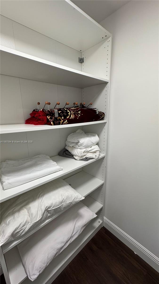 HEMISPHERES CONDO - Residential Lease